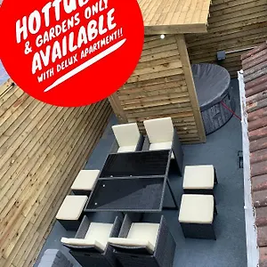  Apartment Luxury Hottub & Jacuzzi United Kingdom